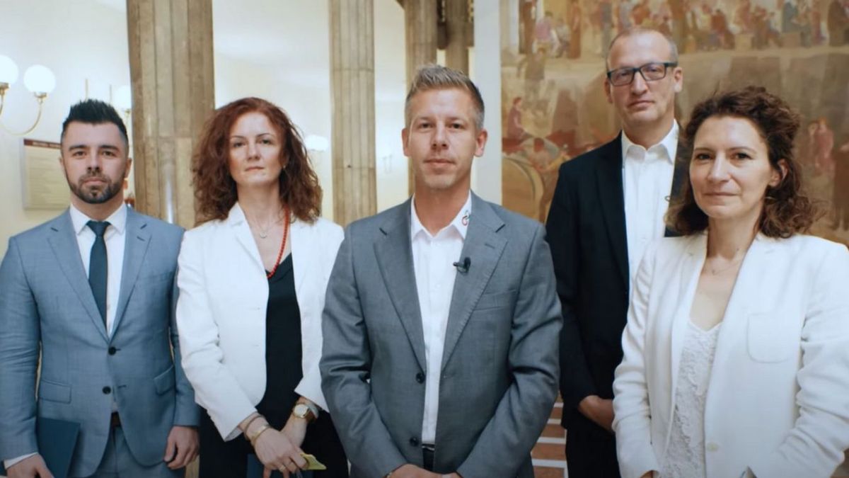 Rámutatott a politikus: a Tisza Párt ukránpárti és brüsszeli utasítást hajt végre