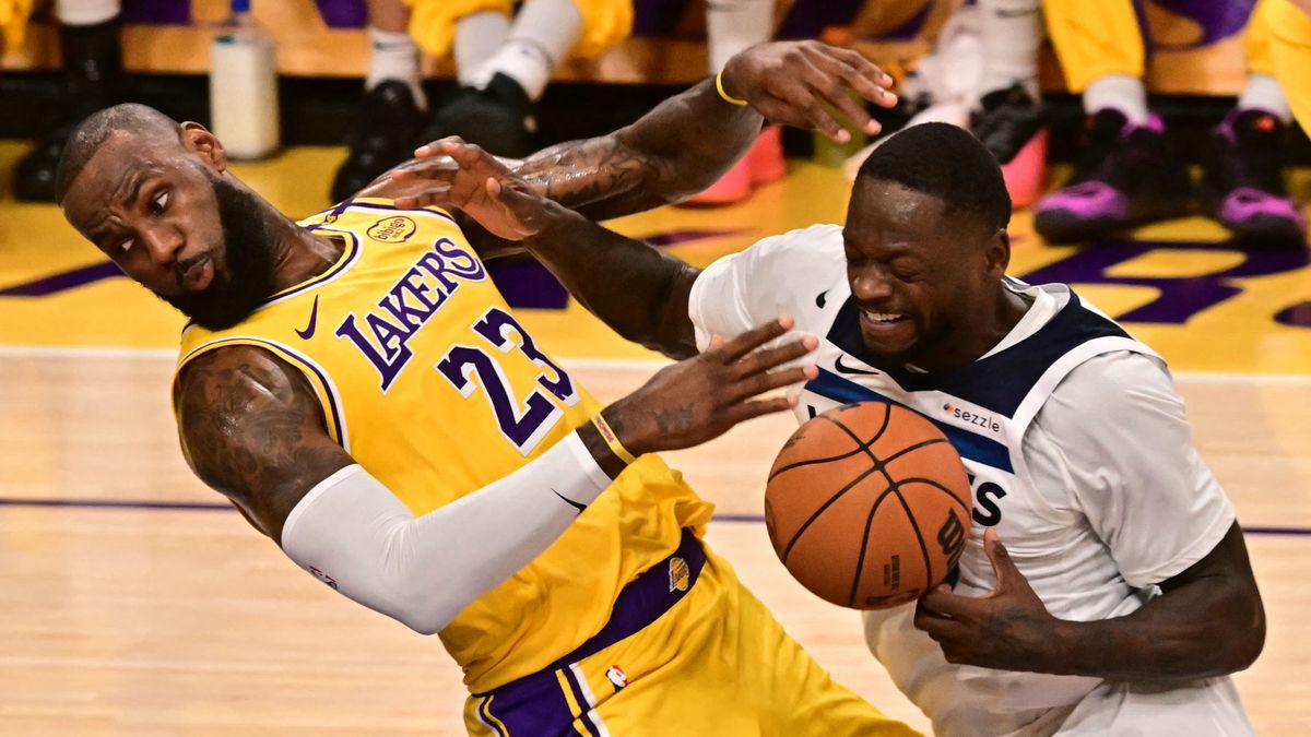 Ez teljesen komoly: Barbie baba lett LeBron James-ből
