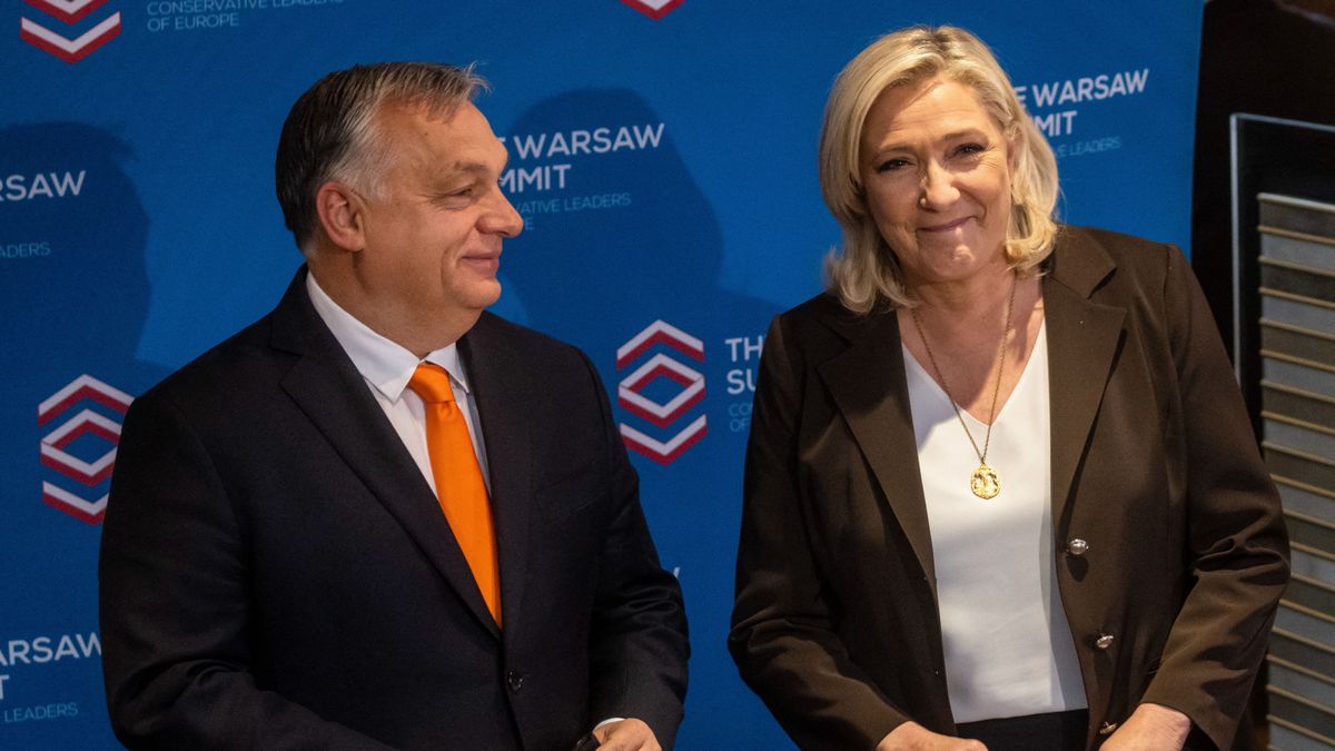 Je suis Marine, mondja (írja) a miniszterelnök