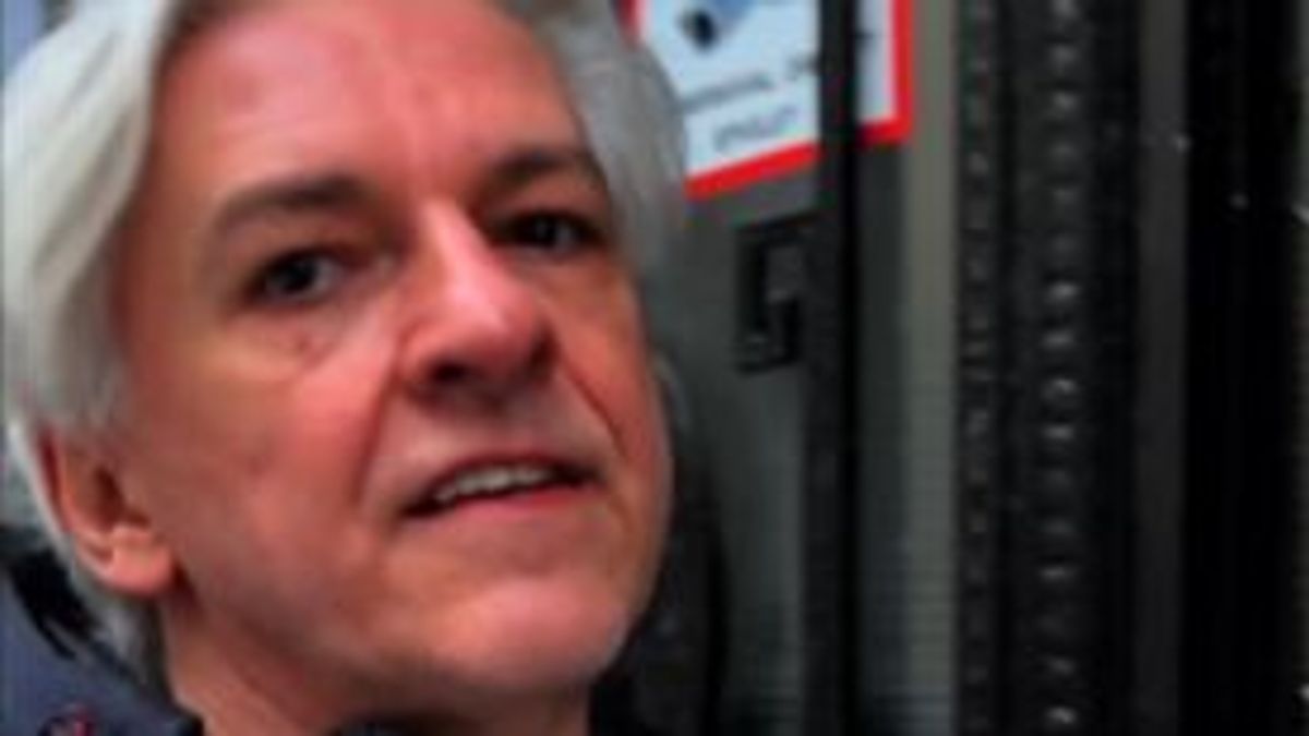 Ütéssel reagált Alföldi Róbert, amikor a Lakatos-ügyről kérdezték (VIDEÓ)