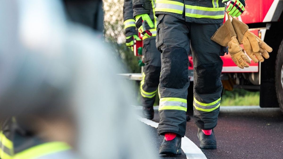 Kigyulladt egy kamion az M1-esen