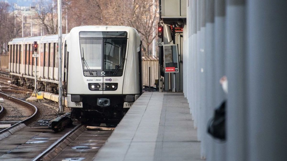 Jó hírt közölt a BKK: újra teljes vonalon jár az M2-es metró