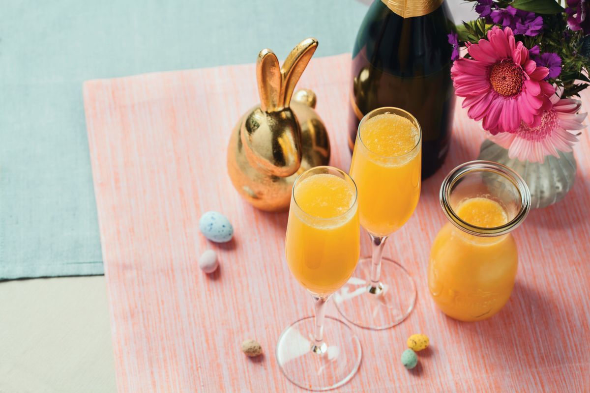 Two,Glasses,Of,Mimosa,Cocktail,(champagne,With,Orange,Juice).,Easter
