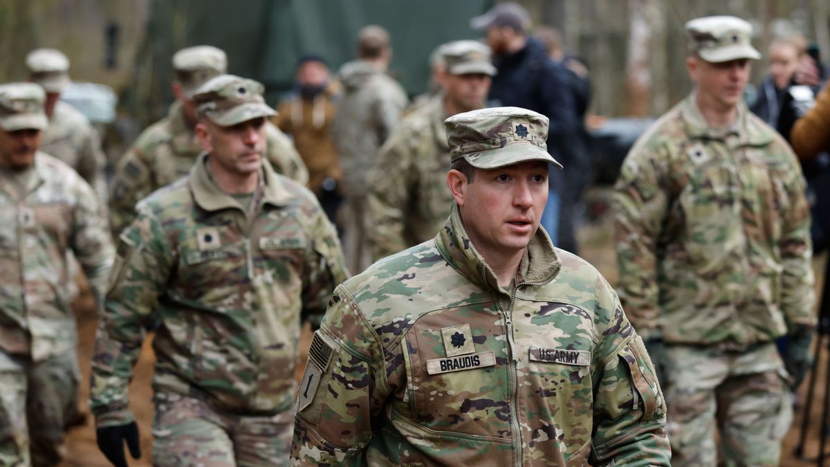 Szakértő: Magyarországra is kerülhetnek katonák az európai NATO-erőkből