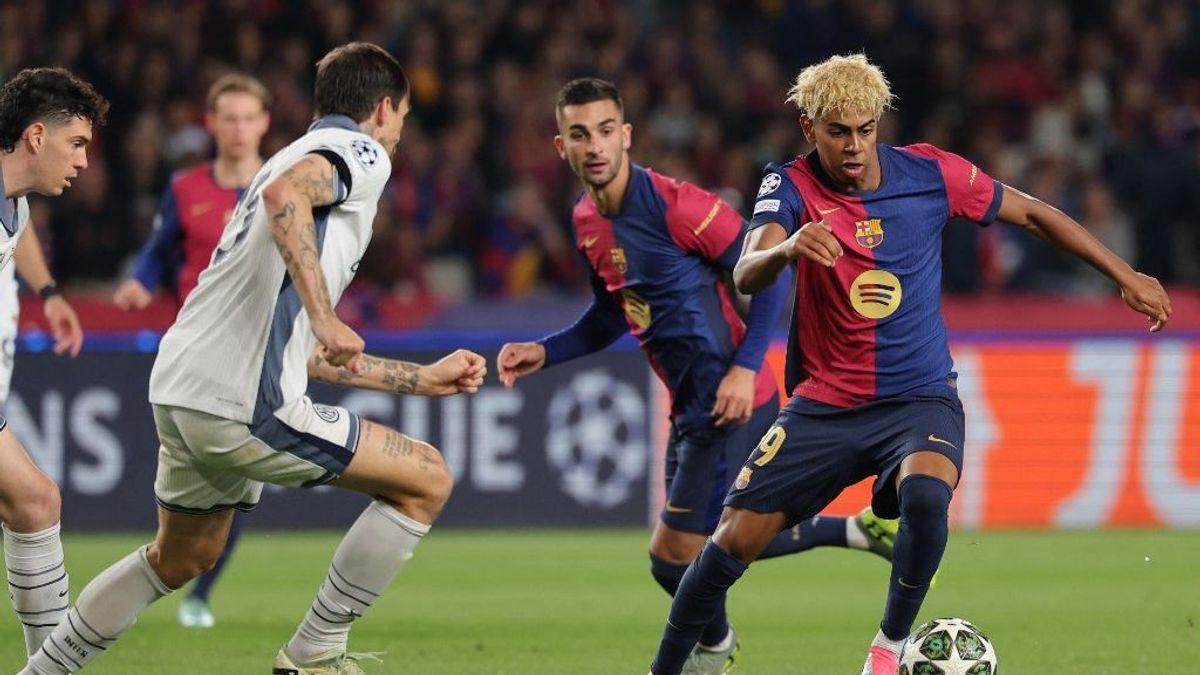 Hiába csak 17, már most mindenkinél jobb – Angliából kapott óriási dicséretet a Barca titánja