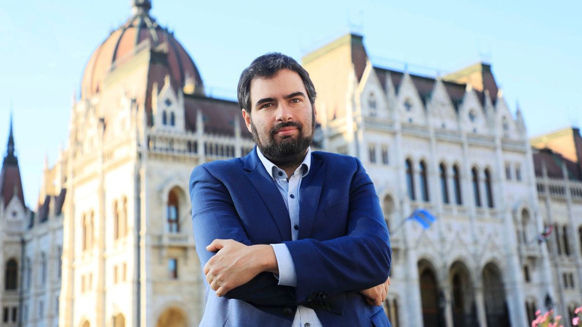 Jámbor András visszalépése erősíti a gyanút Bajnaiék és Magyar Péter kapcsolatáról