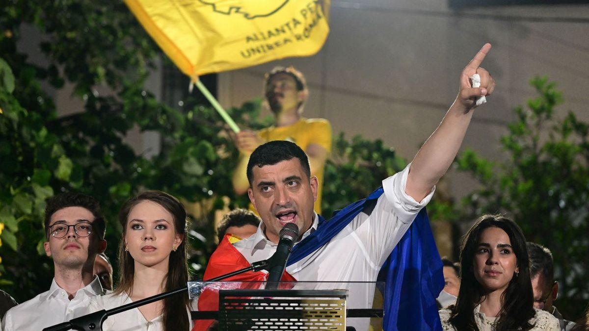„B*sszátok meg a büdös bozgor fajtátokat!” – egy Simion-szavazó üzent a magyaroknak (VIDEÓ)