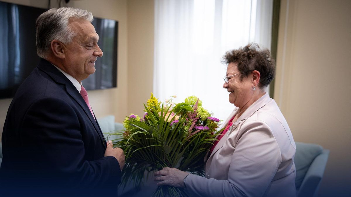 Orbán Viktor az ország leghíresebb Cecíliáját köszöntötte