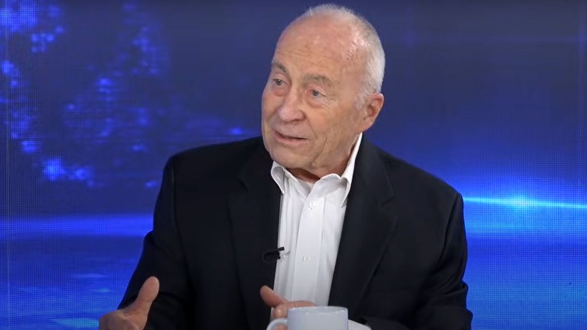 Lehullt a lepel: így szervezték be a köztévé legendás műsorvezetőjét