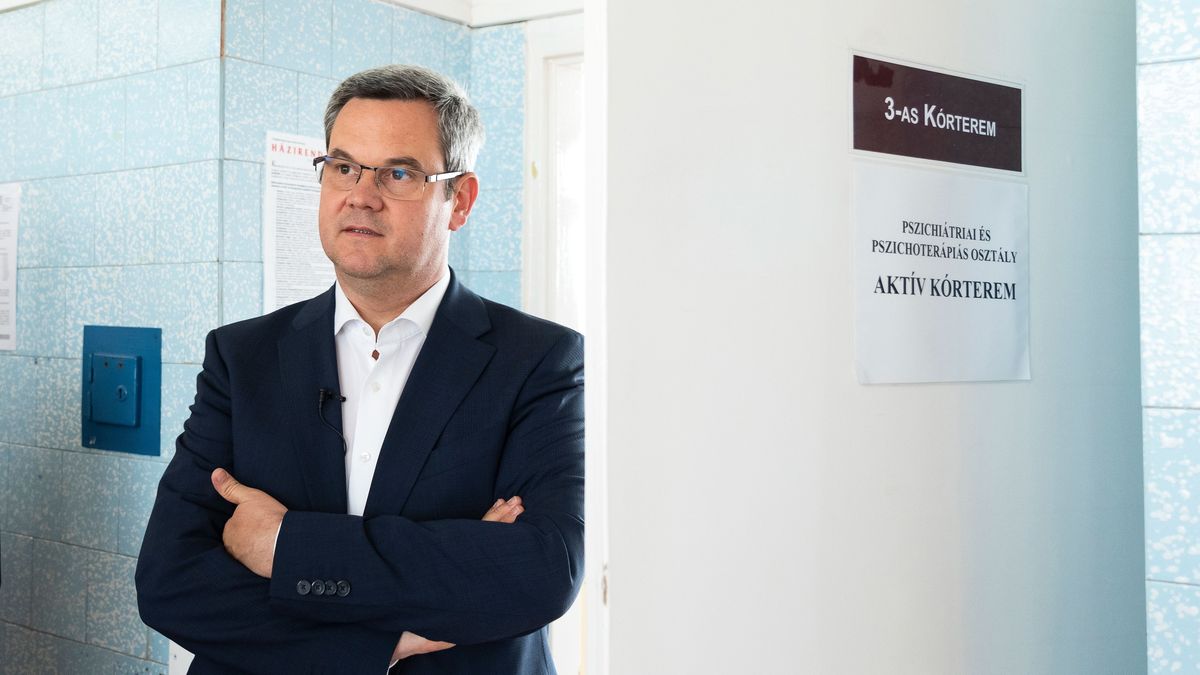 Az államtitkár továbbra is vitára várja a Tisza Párt embereit – de egyelőre nagy a csend