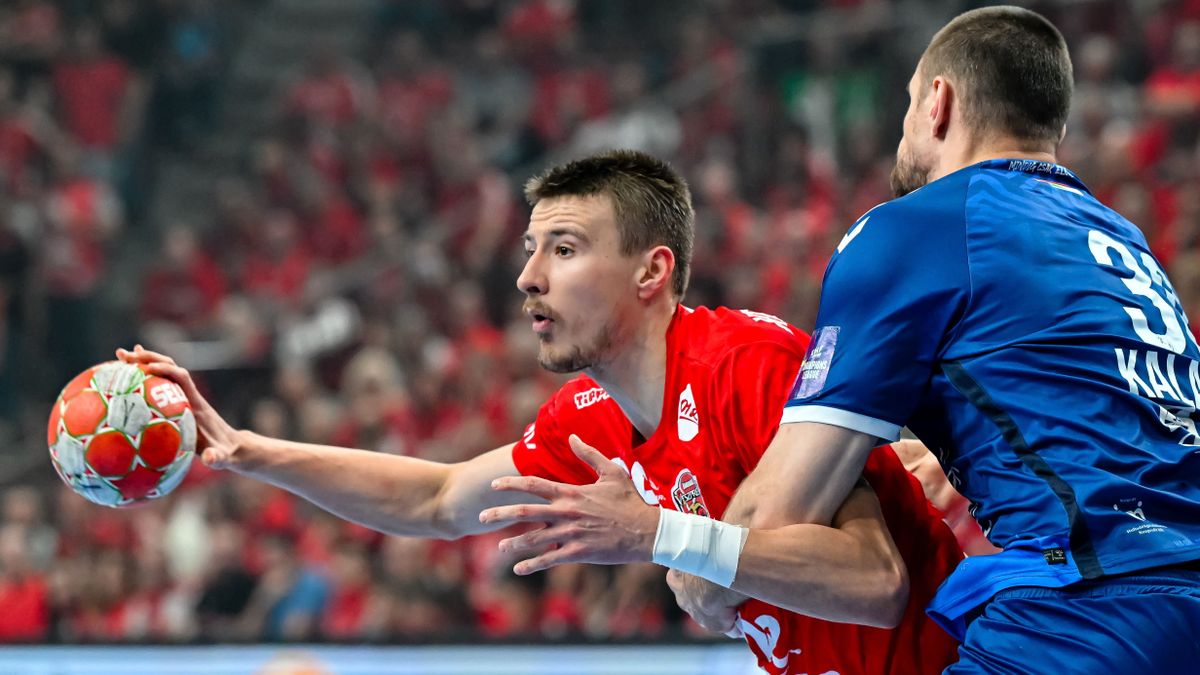 Nagy fordítás Veszprémben, Szegeden minden eldőlhet