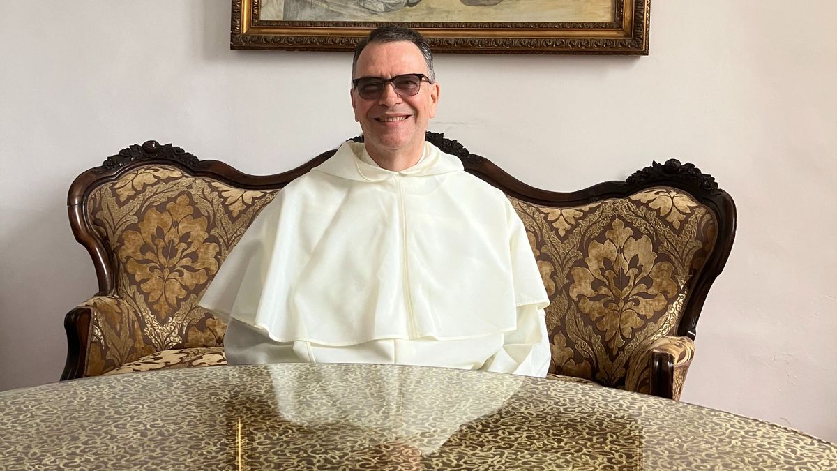„Végső soron az a dolgunk, hogy mindenkit Istenhez vezessünk, szegényeket és gazdagokat egyaránt” – interjú Rómából a pápaválasztásról