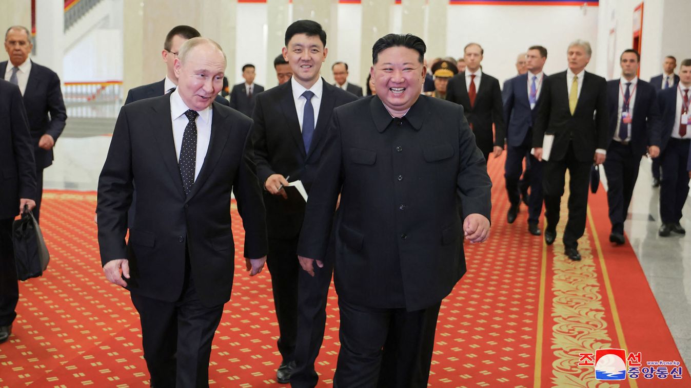 "AFP PHOTO/KCNA VIA KNS