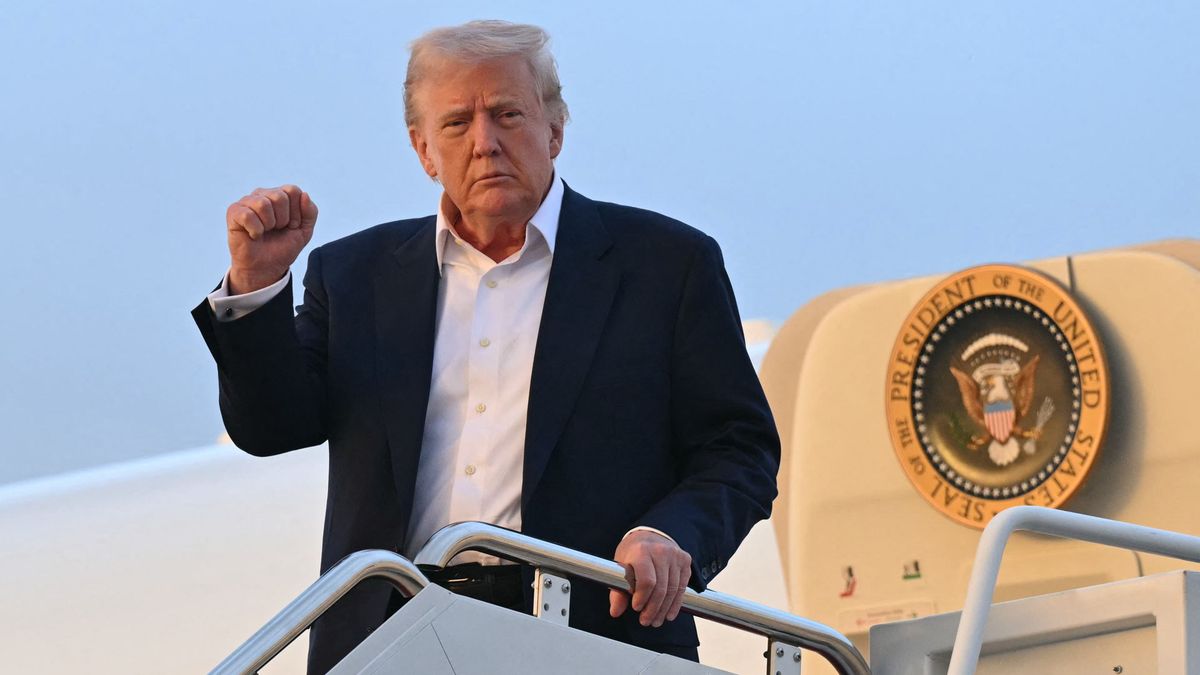 Líbiába toloncolná ki a bevándorlókat a Trump-kormány – katonai repülőgéppel hajtanák végre az akciót