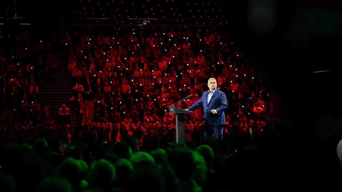 „Lázas állapot”, „de facto választási kampány” – a baloldali elemző sem rejtette véka alá, mit gondol Orbán Viktor legújabb húzásáról