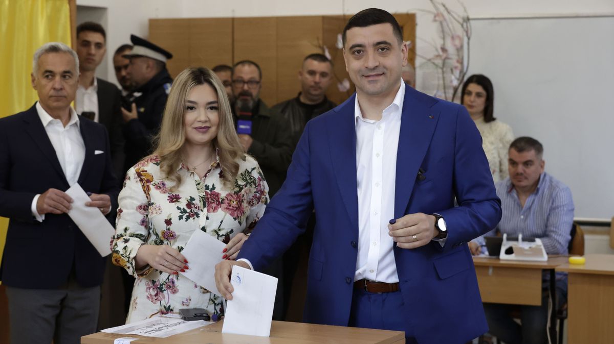 Máris áll a bál a románoknál: Simion pártja választási csalást emleget!