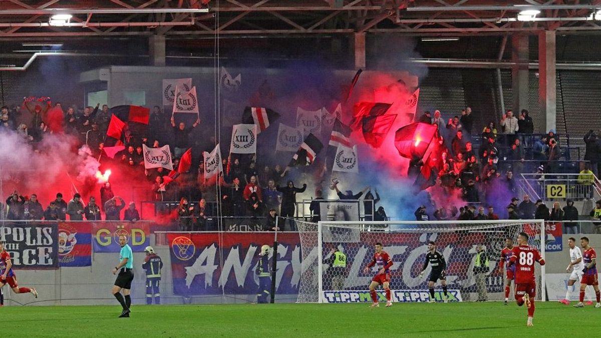 „A biztonsági szolgálat a rendőrség segítségével maradéktalanul kivezeti a stadionból” – a Honvéd-szurkolóknak üzent a Vasas