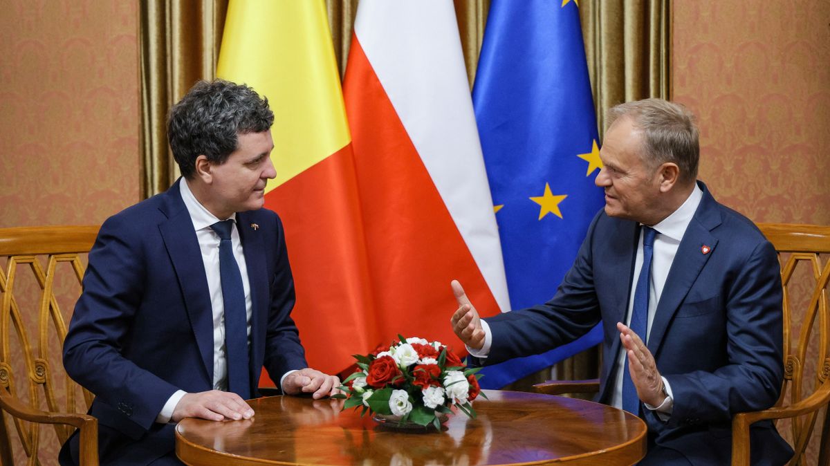 Káoszba fulladhat Románia: sokkoló bejelentés jöhet, már az Európai Bizottság is vizsgálódik