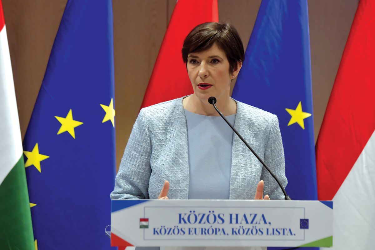 DOBREV Klára
