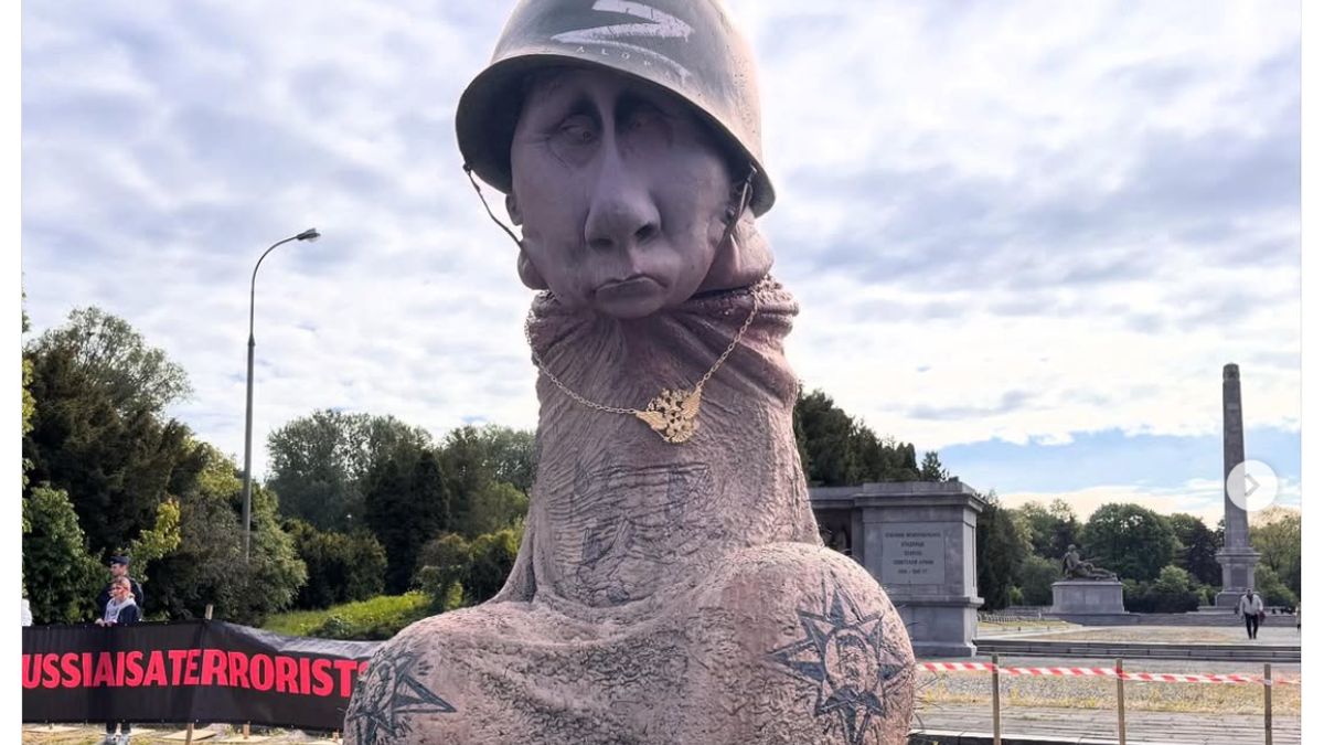 Egy elnököt óriási pénisszel ábrázoltak Varsóban