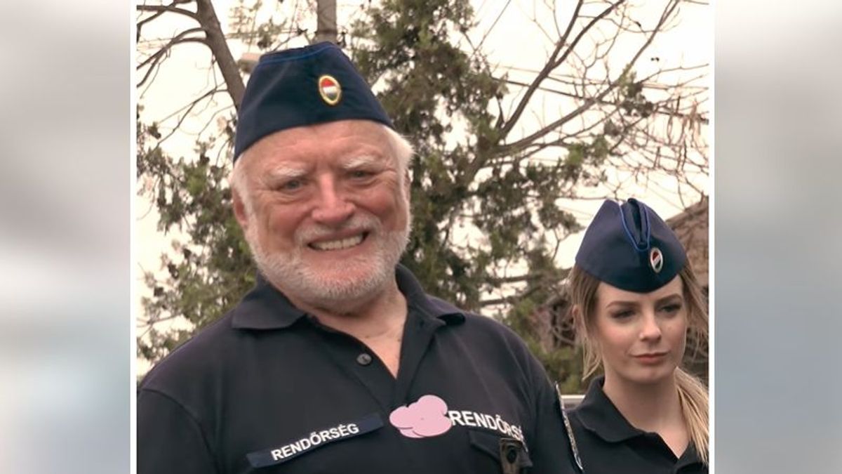 Rendőrnek állt Hide the Pain Harold – nem ok nélkül tette! (VIDEÓ)