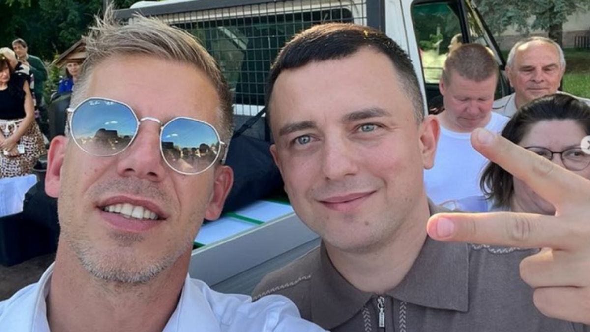 Korábban mosolyogva fotózkodtak az ellenzékiek Magyar Péter ukrán kémként azonosított barátjával, de már nem is emlékeznek rá