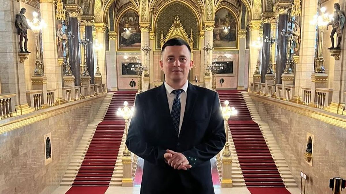 A Magyar Péter ukrán kém barátja más baloldali politikust is támogatott anyagilag, médiát is akart neki intézni