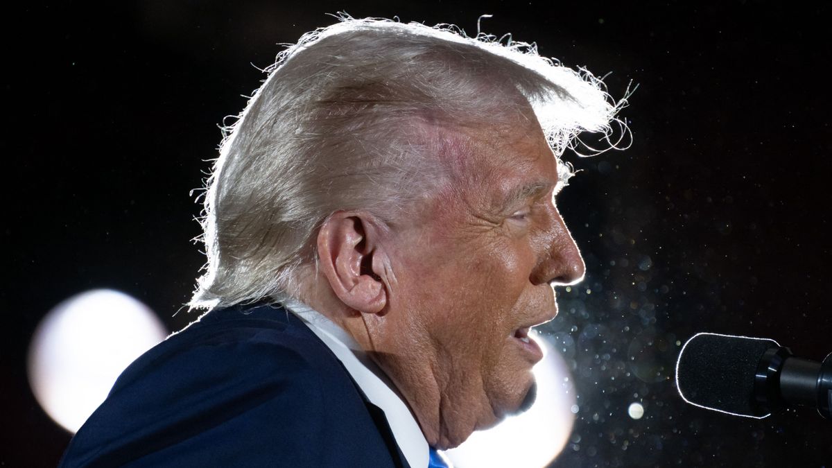 Eljött a döntő pillanat a magyar-amerikai szakértő szerint: Trump végre tényleg azt teheti, amit ígért