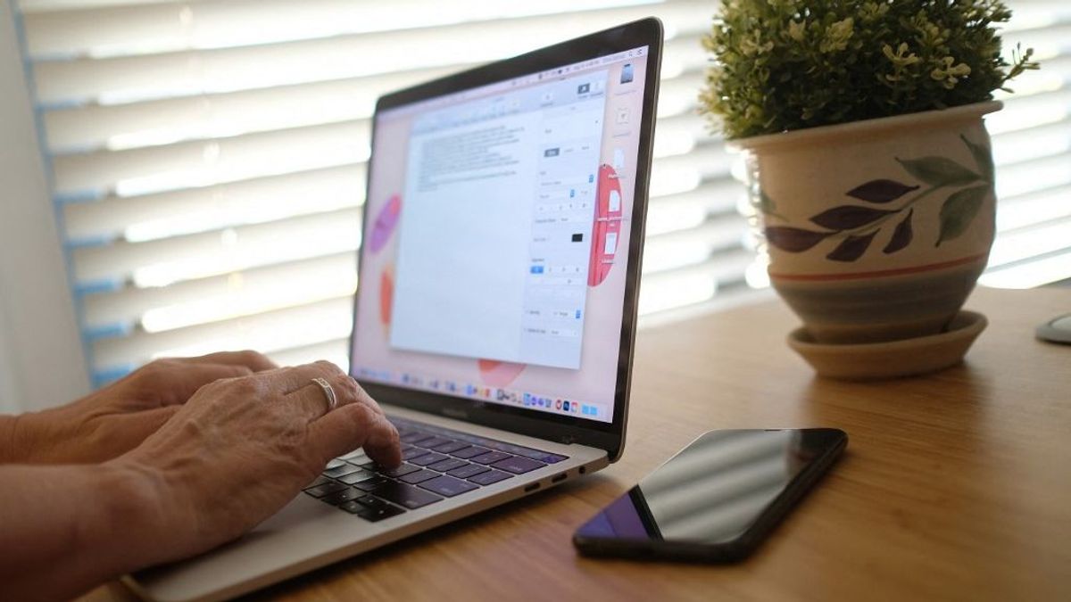 Diploma nélkül is várják a fiatalokat a munkahelyek
