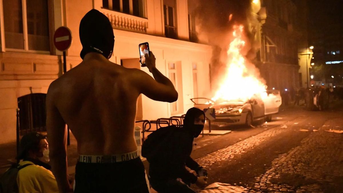 A párizsi események ismét megmutatták, hogy mi történik, ha egy országot ellepnek a bevándorlók