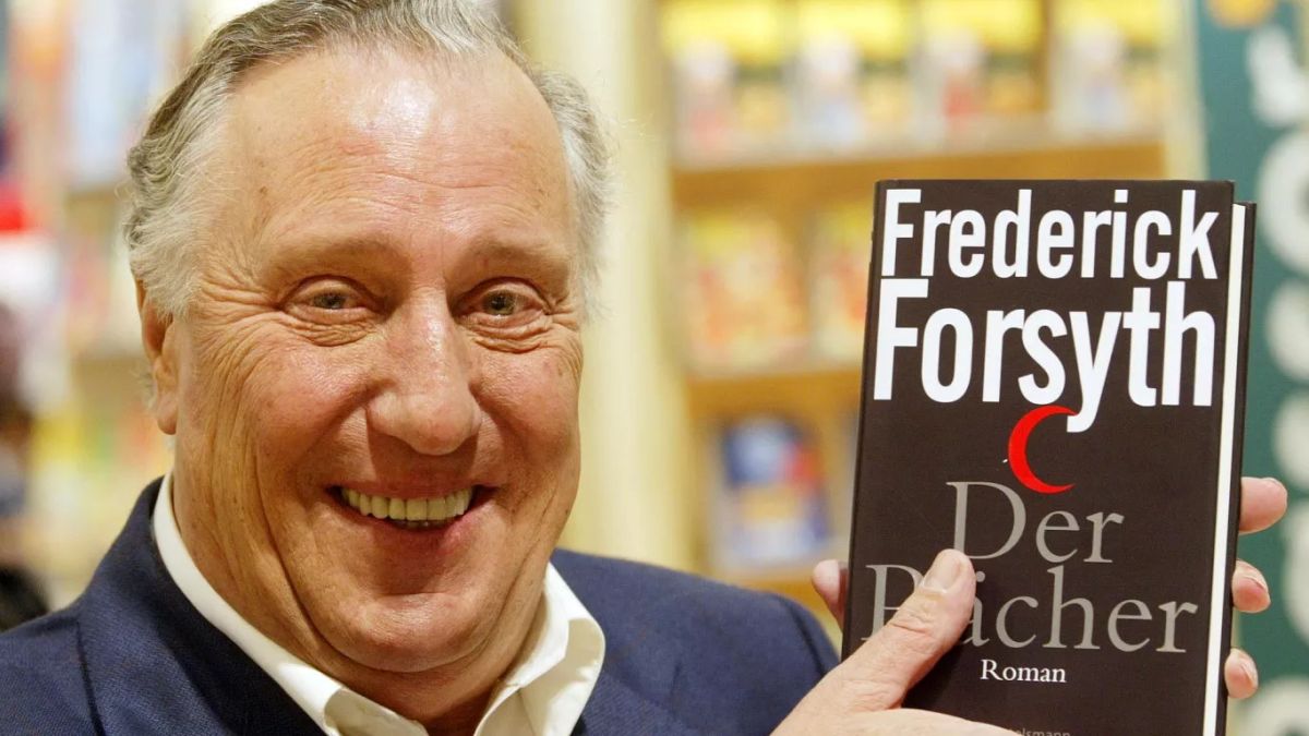 Elhunyt Frederick Forsyth, A Sakál napja szerzője