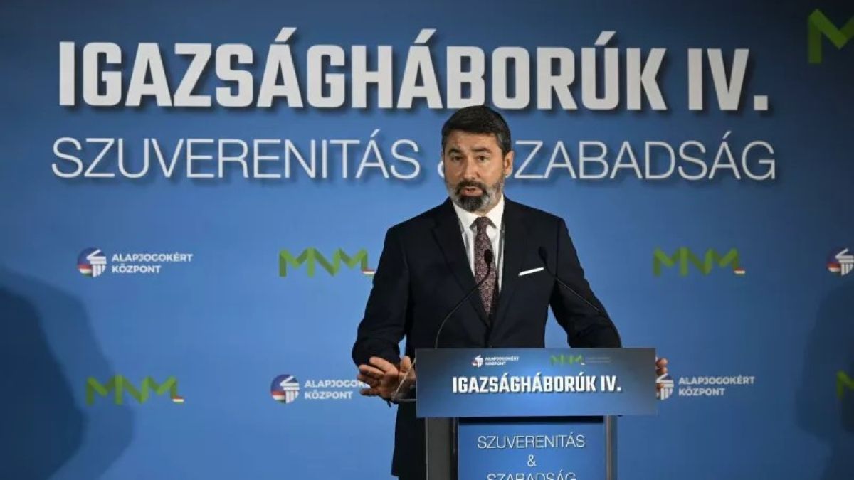 Hidvéghi világosan megüzente: „Nem akarjuk, hogy magyar katonáknak Ukrajnába kelljen mennie, és onnan letakart koporsóban jöjjenek vissza”