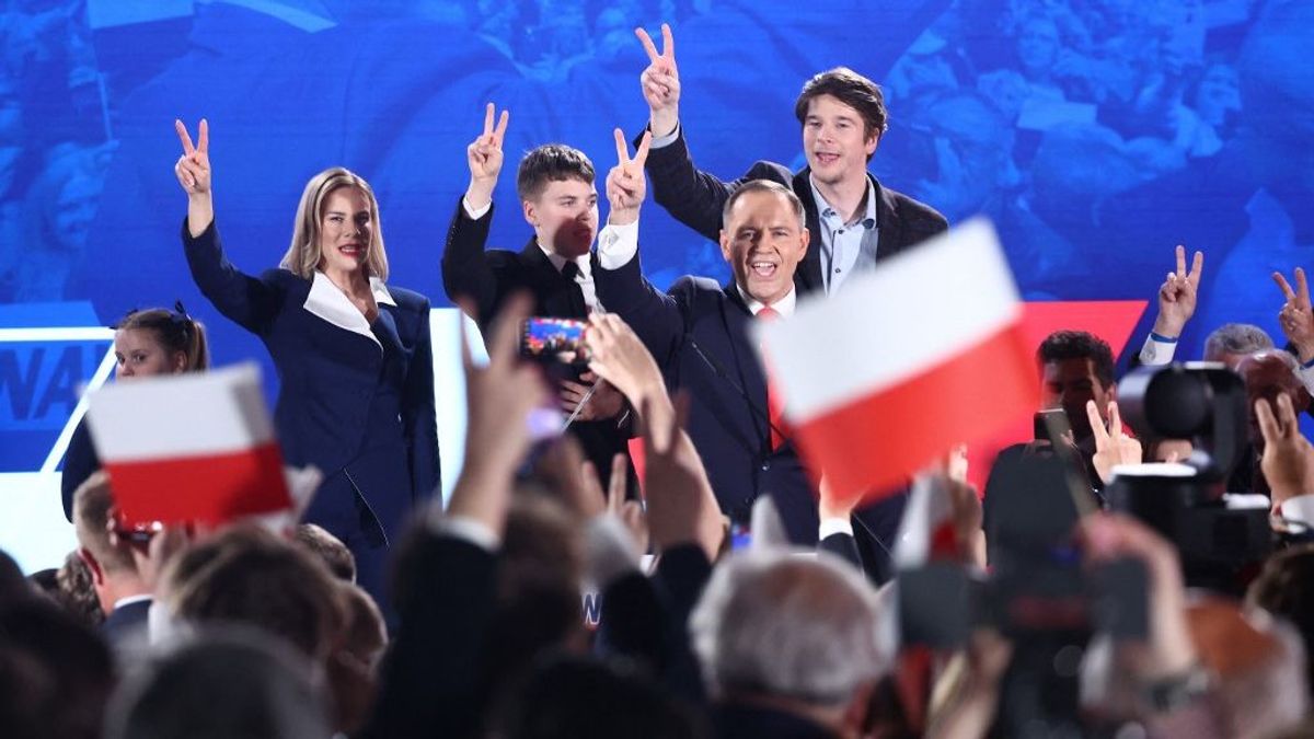 Kibújt a szög a zsákból: ezért őrjöngenek Brüsszelben Orbán szövetségesének győzelme után