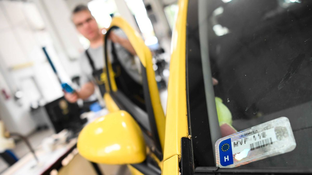 Új frontvonal nyílt Brüsszel és a magyar kormány között: közel 3 millió magyar érintett