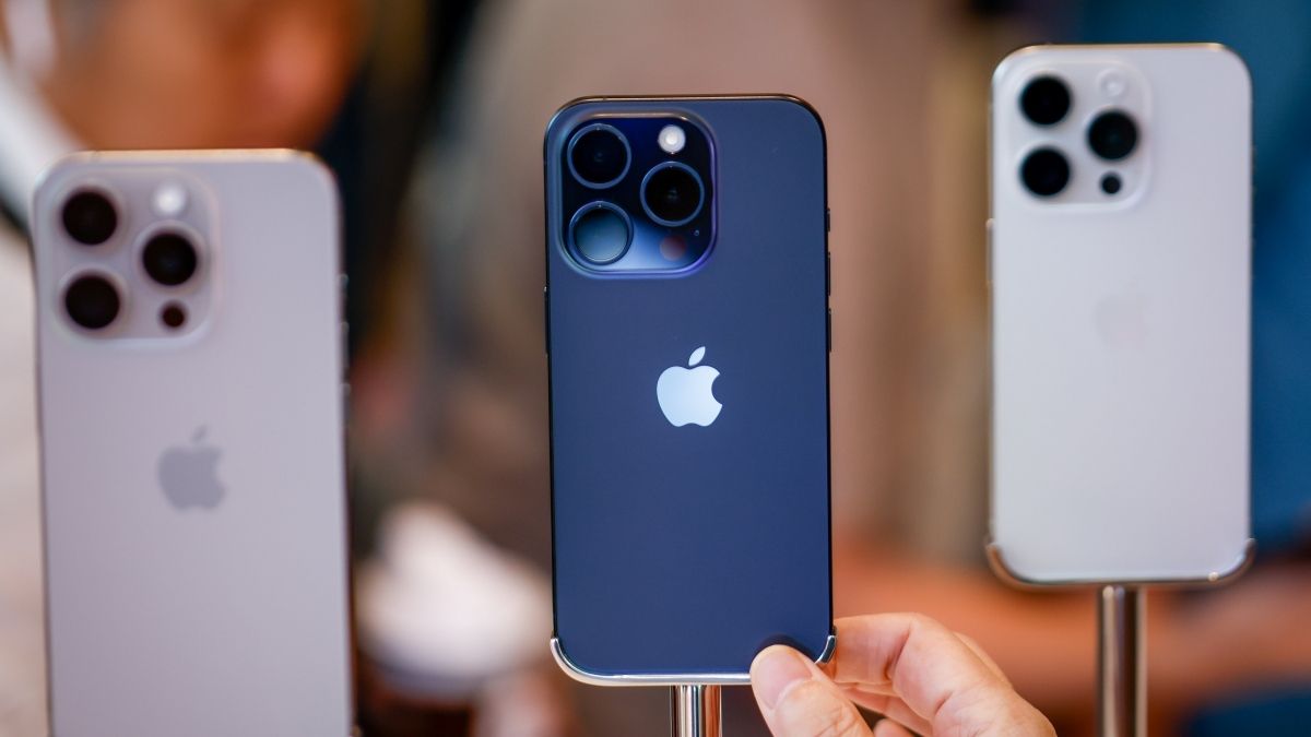 Nagy lendületet vehetnek az iPhone-eladások az iOS 26 miatt