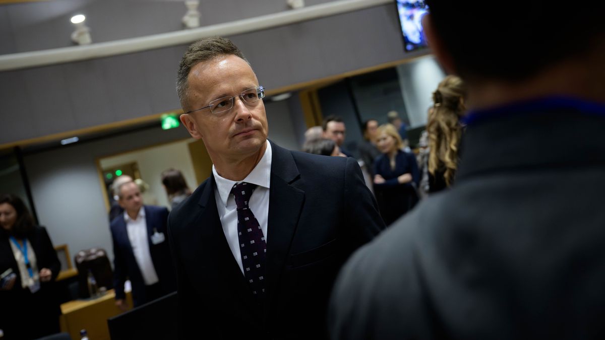 Kő kövön nem maradt: Szijjártó durván helyretette a magyarokat sértegető európai politikusokat (VIDEÓ)