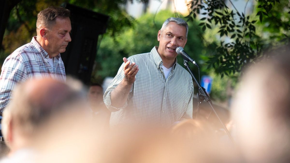 Lázár János nem babonás, de egy fekete macskának nem biztos, hogy örülne (VIDEÓ)