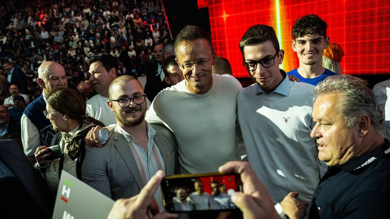 Szijjártó Péter Harcosok Klubja