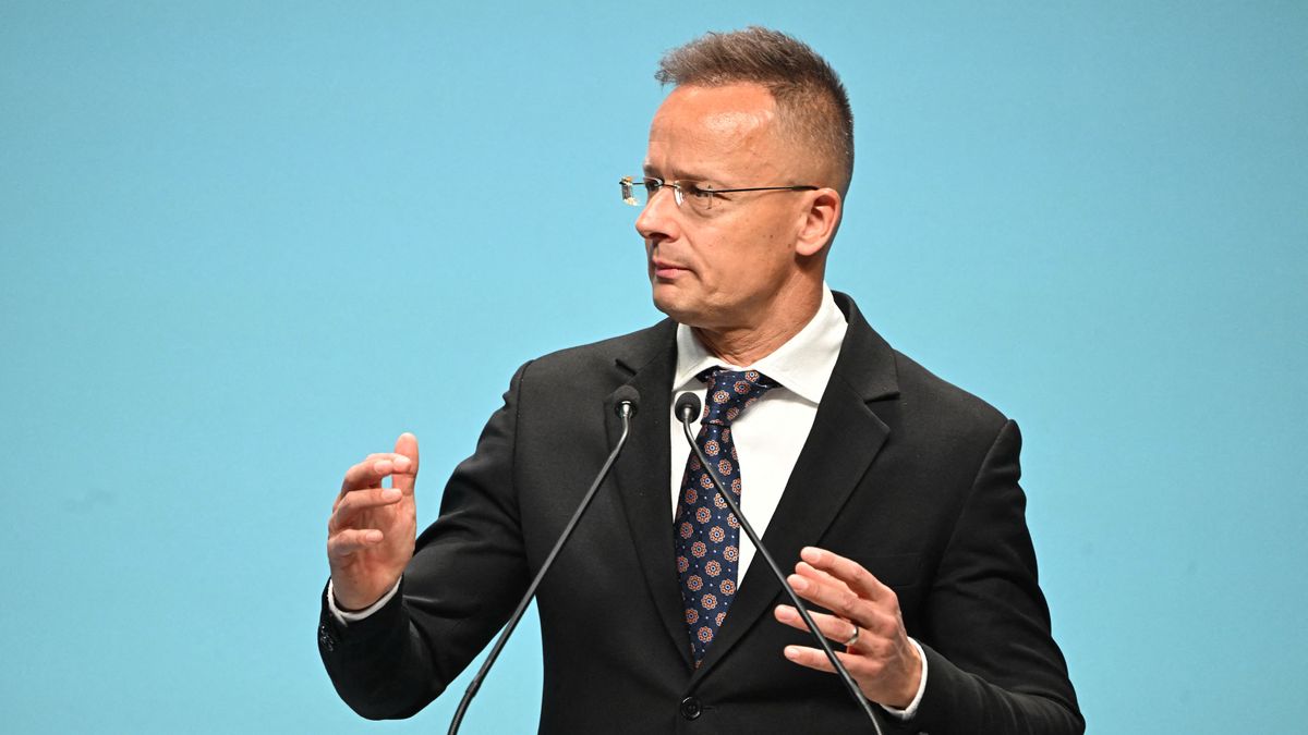 Hamar a tettek mezejére lépett Szijjártó Péter: telefonon egyeztetett Szergej Lavrovval