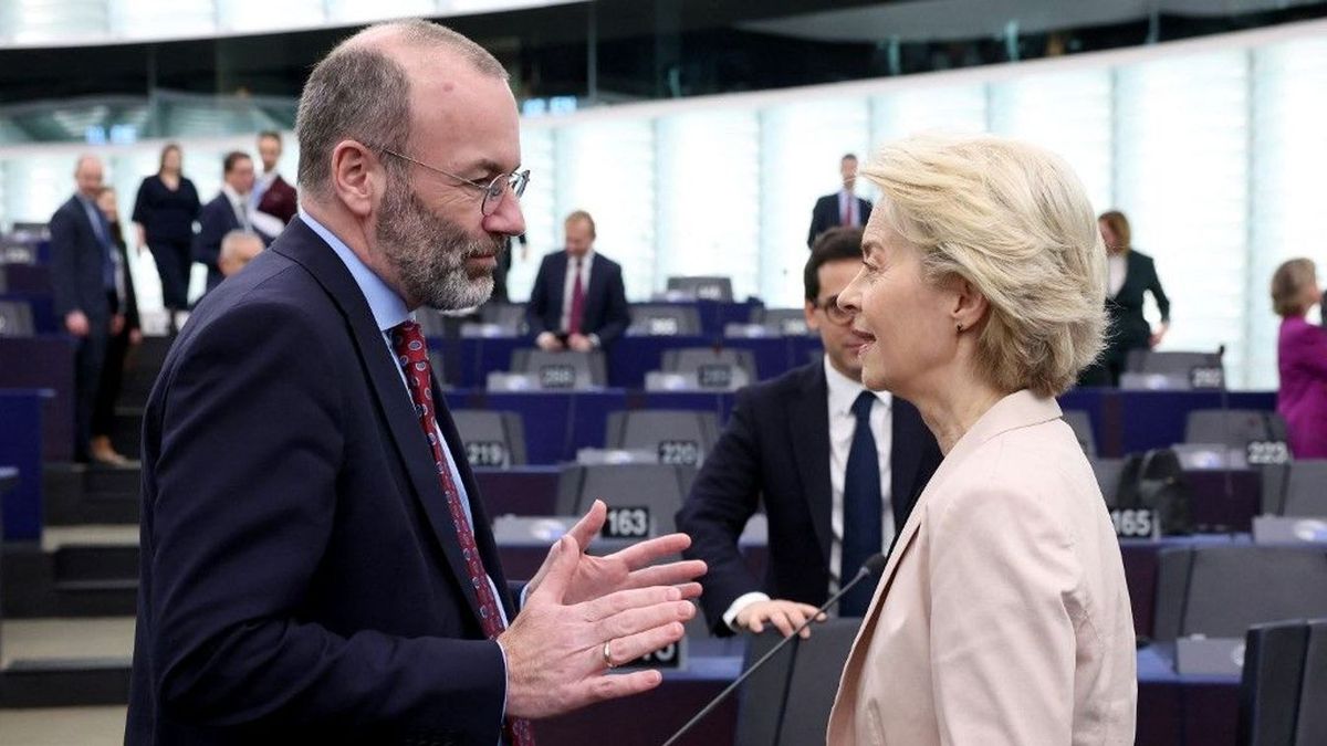 Elemző: Brüsszel teljes pályás letámadást alkalmaz Magyarországgal szemben