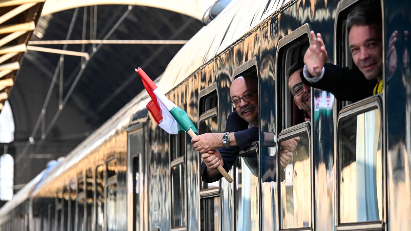 Elindult a 12. Boldogasszony zarándokvonat Budapestről a csíksomlyói pünkösdi búcsúra