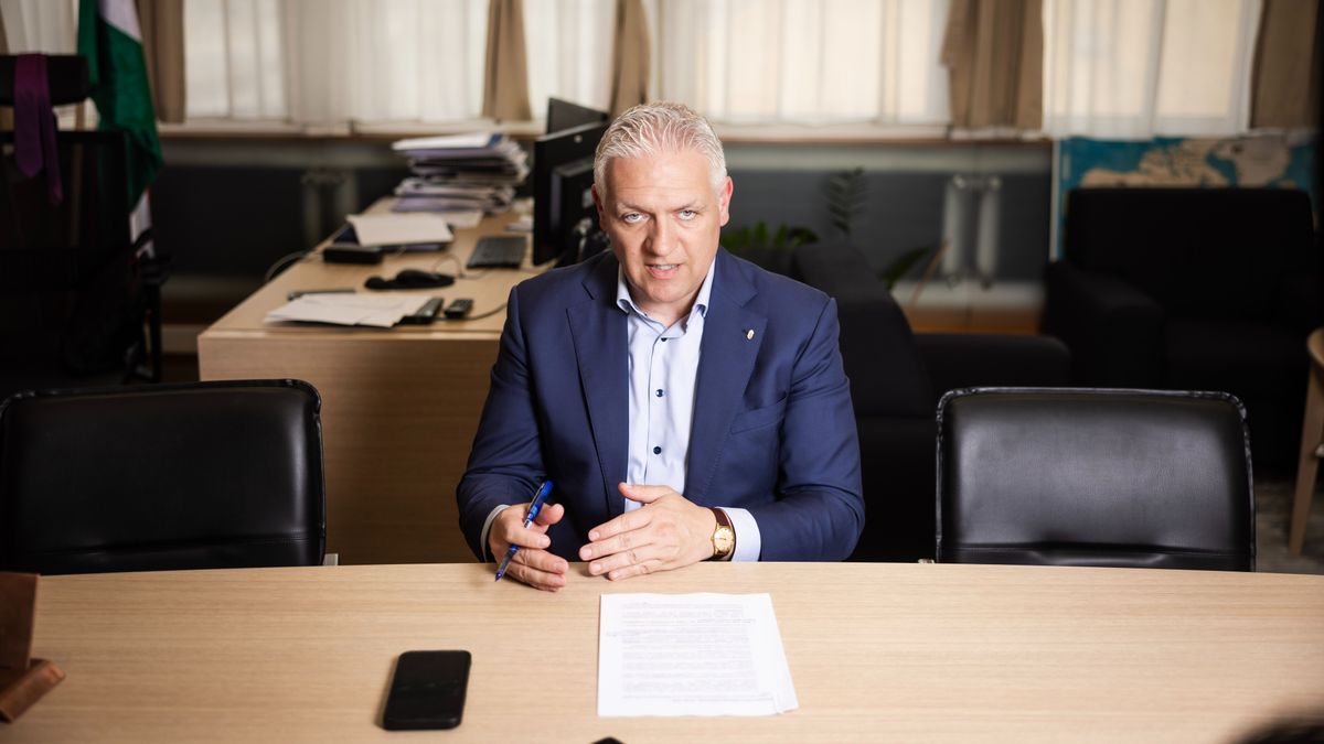 „Ingyenpénz nincs. Ez az időszak már elmúlt” – Szabados Richárd a Mandinernek