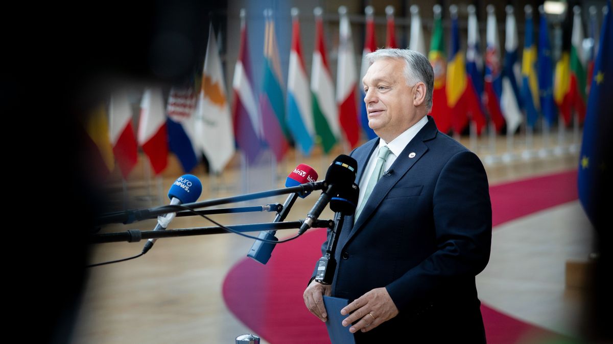 A magyar miniszterelnök továbbra is kiáll a magyarok érdekei mellett: ismét egyedüliként mondott nemet Ukrajna további fegyveres támogatására
