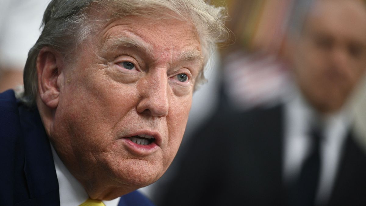 Trump olyan dolgot hagyott jóvá, ami alapjaiban döntheti el az izraeli-iráni háborút