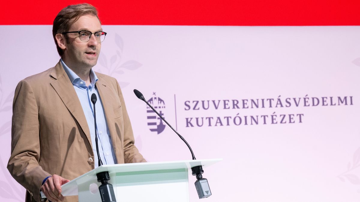 Lelepleződött a „független” média bűvésztrükkje: szó sincs arról, hogy mikroadományokból revolvereznék a magyar kormányt