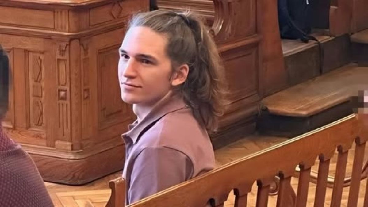 Éhségsztrájkba kezdett a magyarverő antifa – vigyorogva érkezett a tárgyalásra, és arcátlan követeléssel állt elő