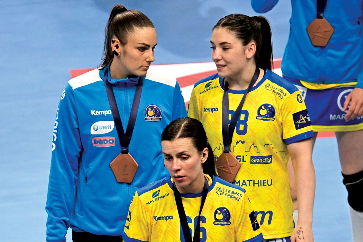 SZÖLLŐSI-SCHATZL Nadine; SZEMEREY Zsófia; VÁMOS Petra