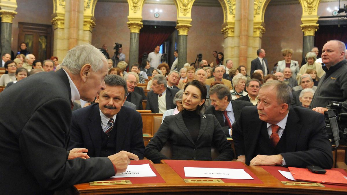 Kerekasztal: Kuncze a sz.rpasszírozásról, Békesi Magyar Péter baromságáról beszélt
