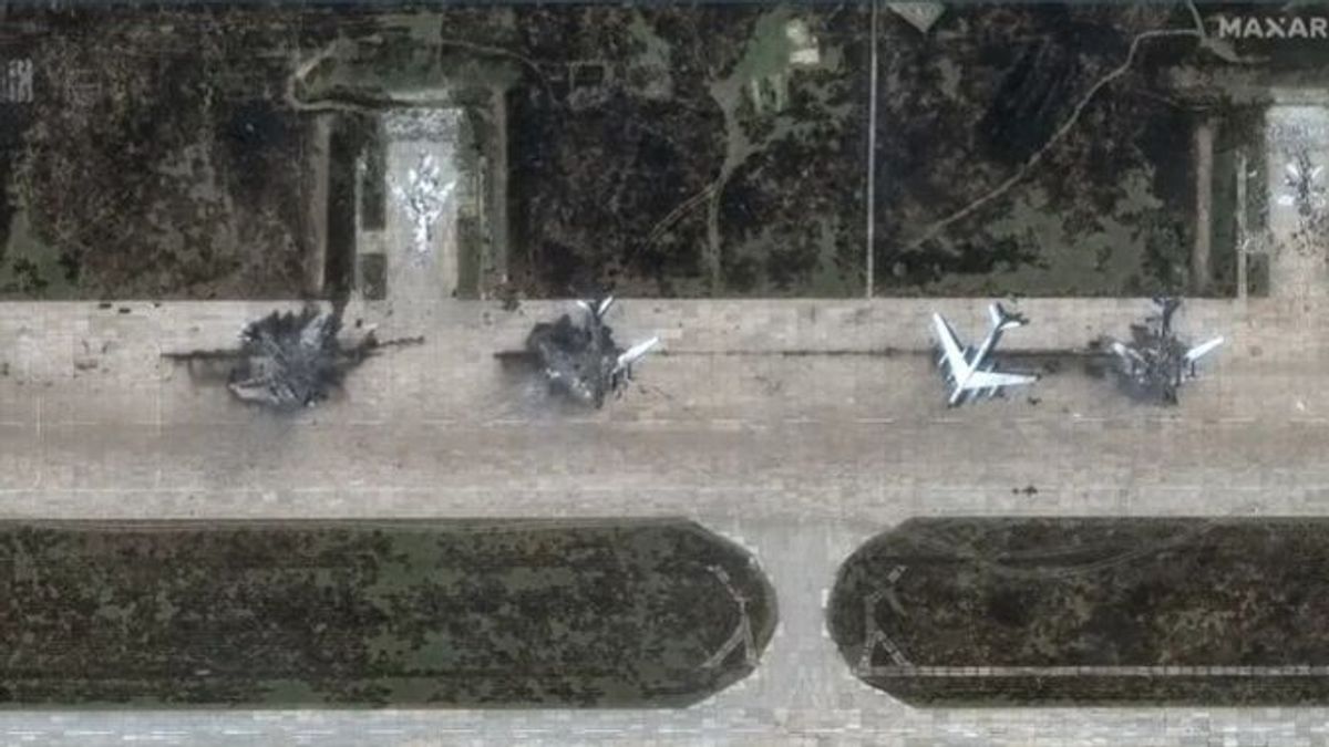 Tucatnyi orosz bombázót semmisített meg egy ukrán dróntámadás