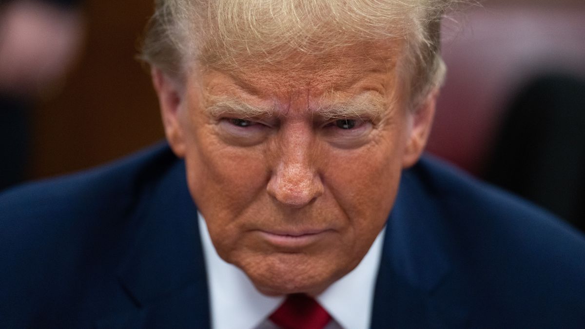 Eddig visszafogott volt Trump: most már Irán feltétel nélküli megadását követeli